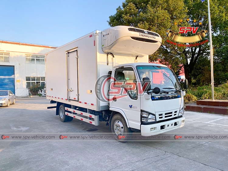 Refrigerator Truck ISUZU - RF